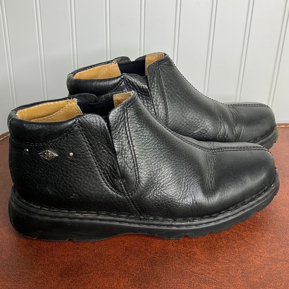 Double h Black Pull On Booties Size 8.5
